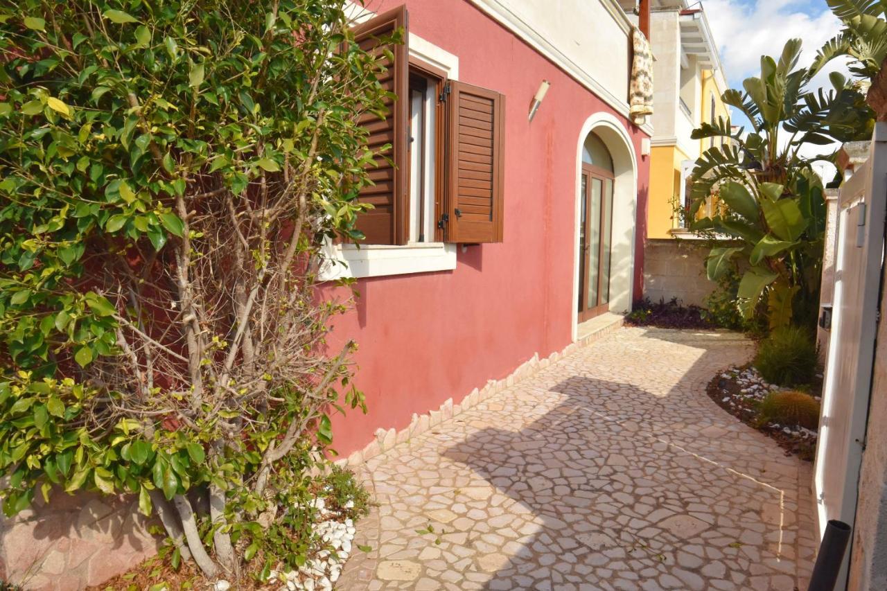 Toto Residence Torre Lapillo Buitenkant foto